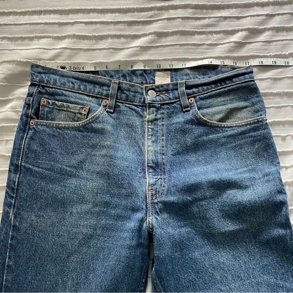 Vintage Levi’s 517 Boot Cut Fit Jeans 34x32 - Picture 5 of 10